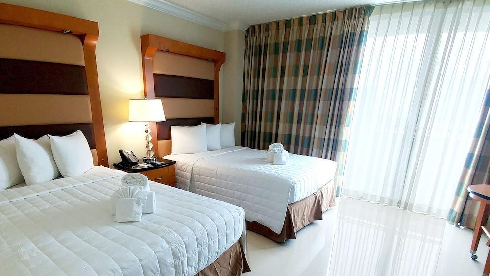 Hotel The Casablanca On The Ocean West Tower Miami Beach Zewnętrze zdjęcie