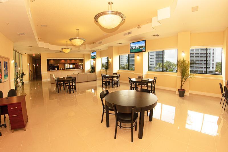 Hotel The Casablanca On The Ocean West Tower Miami Beach Zewnętrze zdjęcie