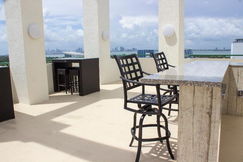 Hotel The Casablanca On The Ocean West Tower Miami Beach Zewnętrze zdjęcie