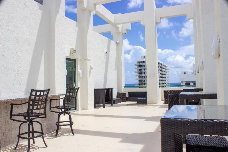 Hotel The Casablanca On The Ocean West Tower Miami Beach Zewnętrze zdjęcie