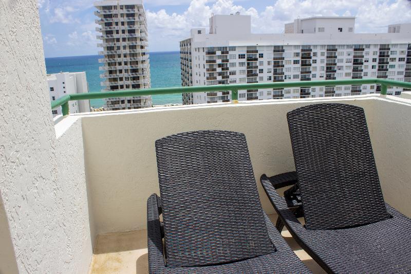 Hotel The Casablanca On The Ocean West Tower Miami Beach Zewnętrze zdjęcie